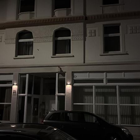 Perfekt Fuer Geschaeftsreisende Komfort Eleganz Und Erstklassiges Wlan In Zentraler Lage ヴッパータール エクステリア 写真
